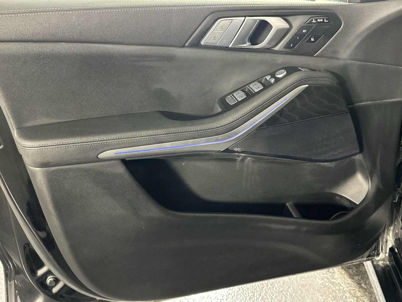 Used 2022 BMW X7 xDrive40i image 33