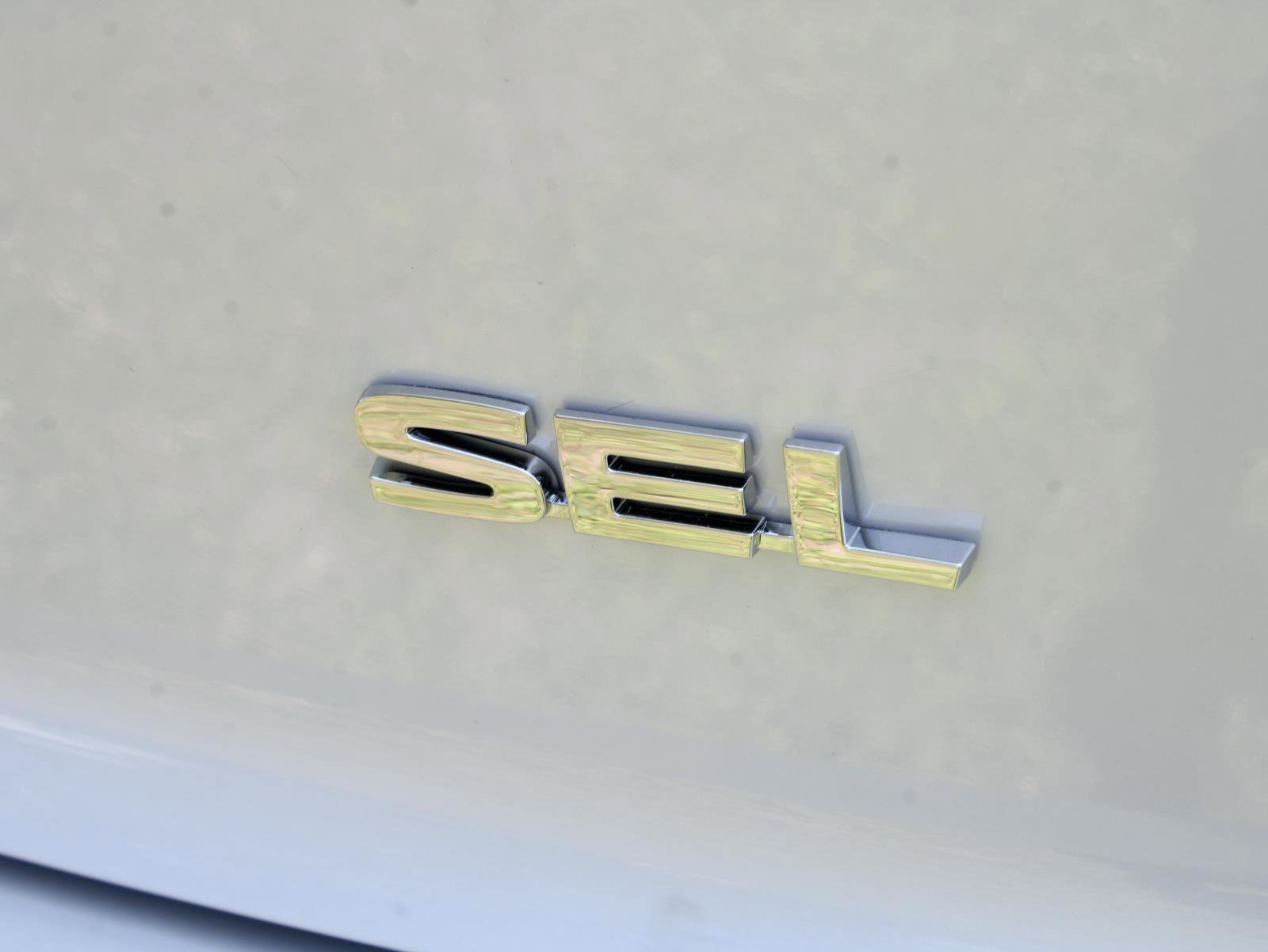 New 2025 Mitsubishi Eclipse Cross SEL image 8