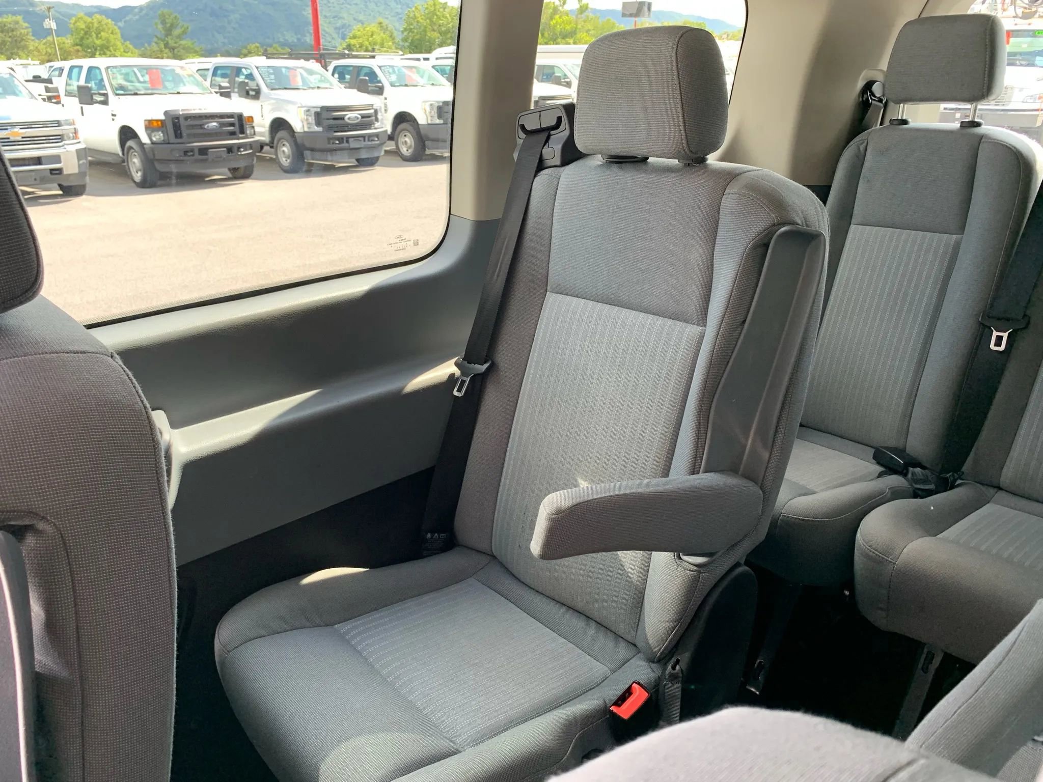 Used 2016 Ford Transit 350 XLT RWD image 33