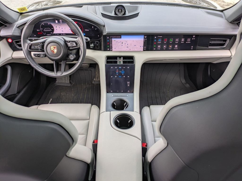 Used 2024 Porsche Taycan RWD image 18