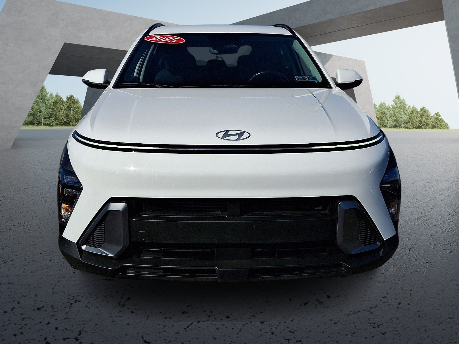 Used 2025 Hyundai Kona SEL AWD/4WD image 2