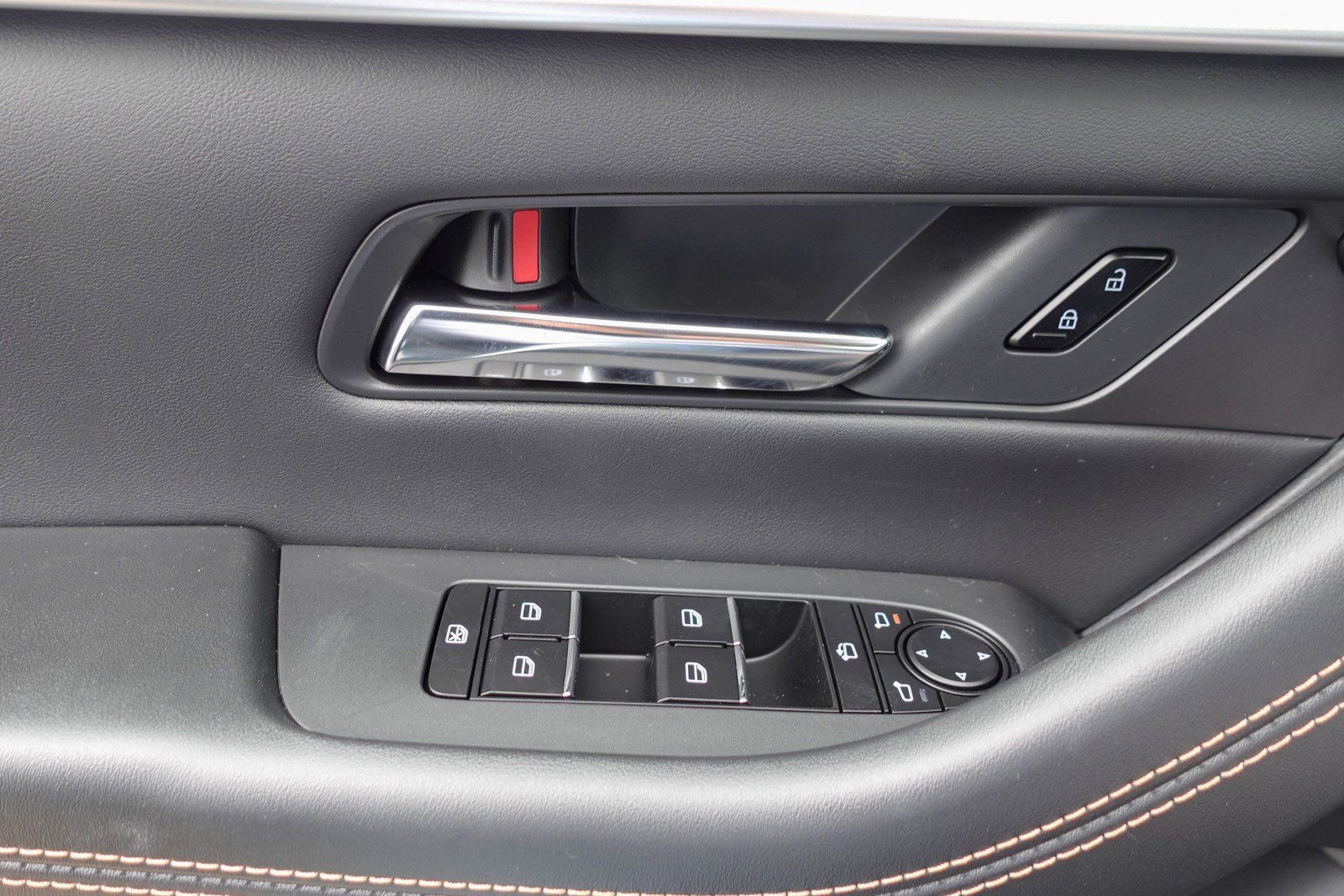 New 2026 MAZDA CX-70 3.3 Turbo w/ Premium Package AWD/4WD image 11