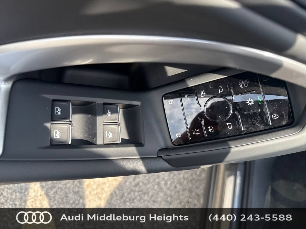 Used 2026 Audi Q5 Premium Plus AWD/4WD image 13