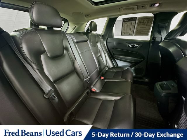 Used 2019 Volvo XC60 T6 Momentum w/ Multimedia Package AWD/4WD image 35