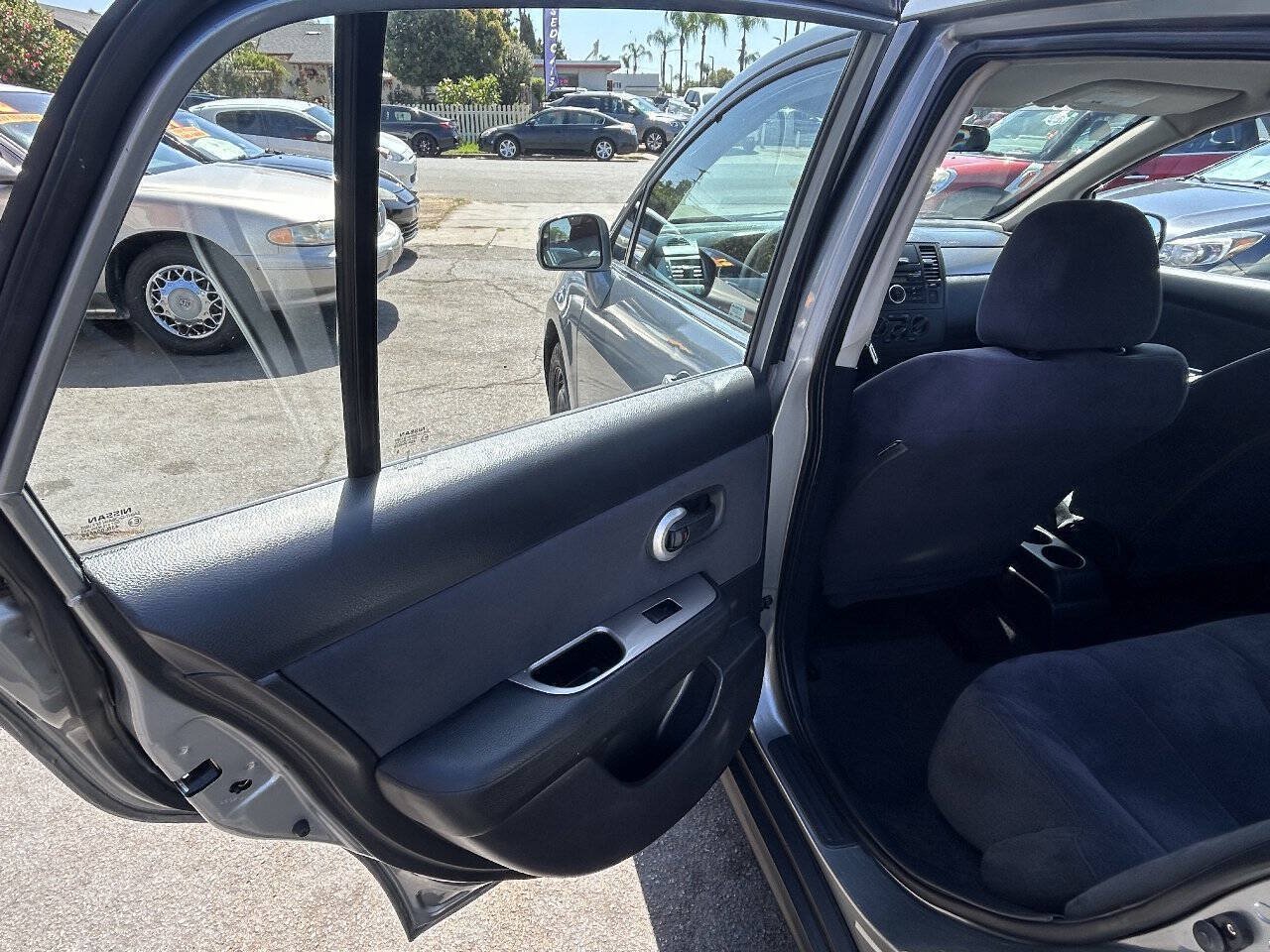 Used 2007 Nissan Versa 1.8 S w/ PWR Pkg FWD image 15