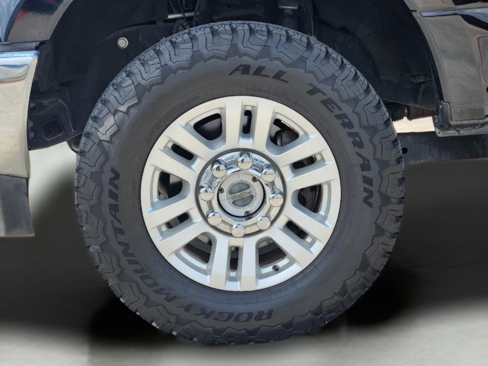 Used 2018 Ford F250 XLT w/ FX4 Off-Road Package AWD/4WD image 10