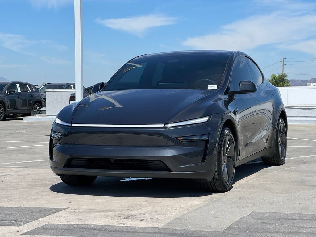 Used 2026 Tesla Model Y Long Range AWD/4WD image 18