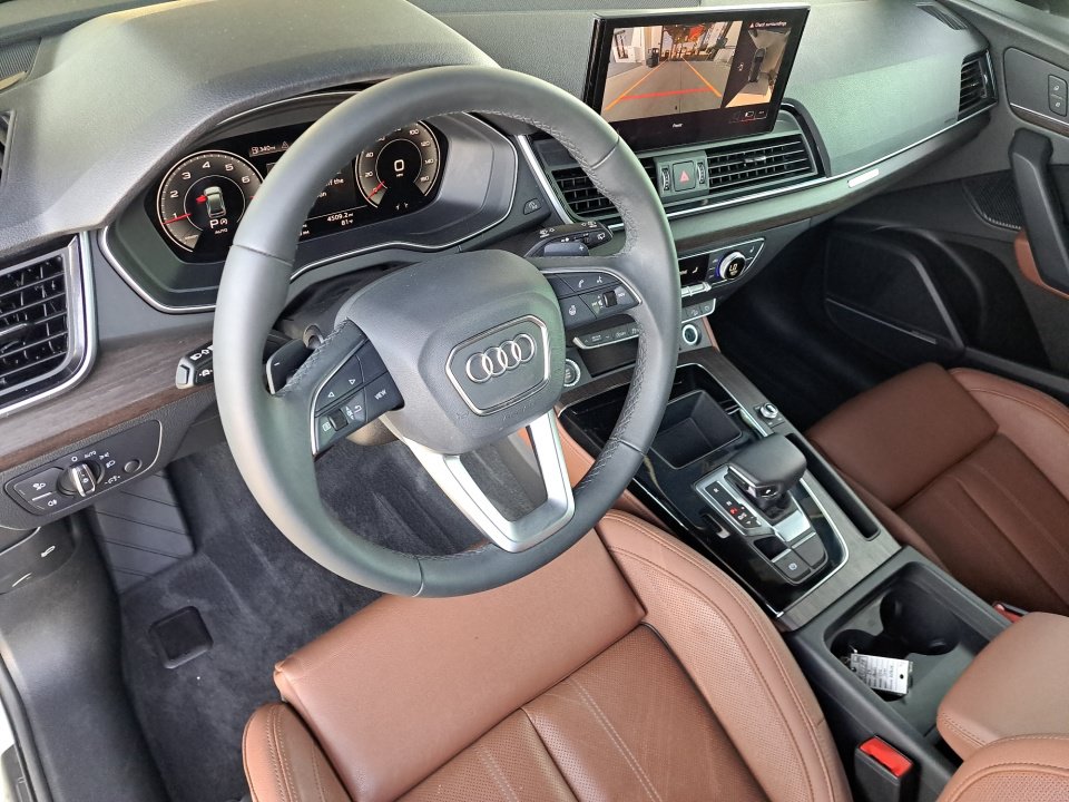 Used 2024 Audi Q5 2.0T Premium Plus AWD/4WD image 10