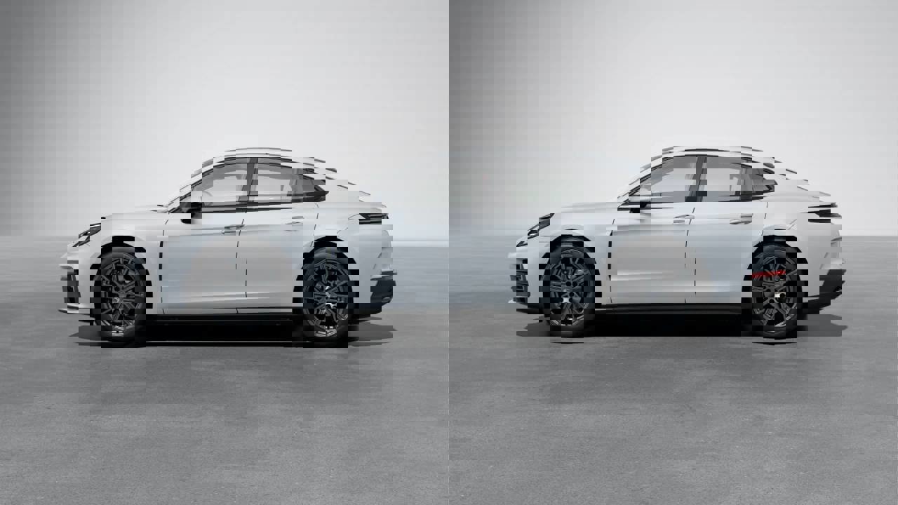 New 2026 Porsche Panamera image 2