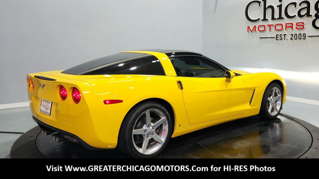 Used 2006 Chevrolet Corvette Coupe w/ Preferred Equipment Group RWD image 22