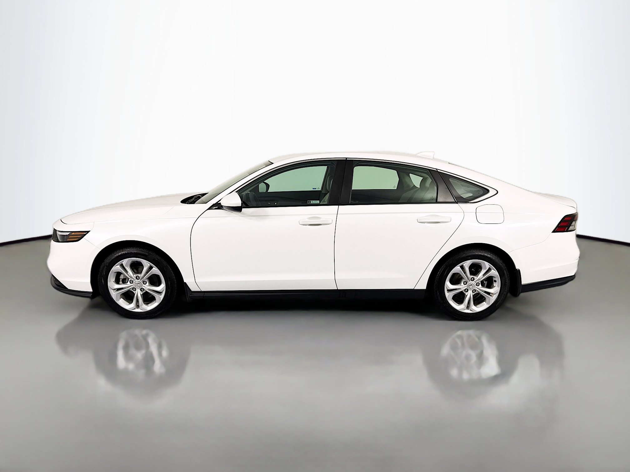 Certified 2024 Honda Accord LX image 8