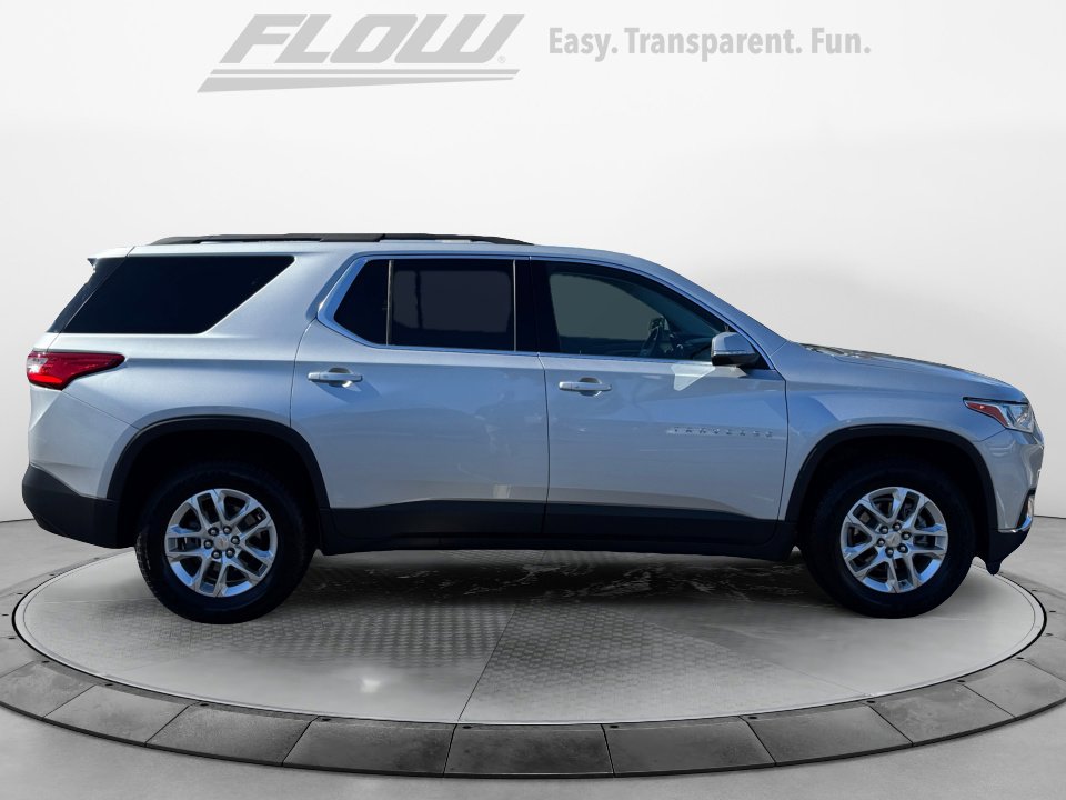 Used 2021 Chevrolet Traverse LT image 9