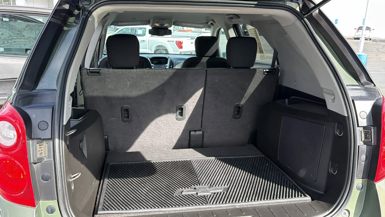 Used 2015 Chevrolet Equinox LT image 27