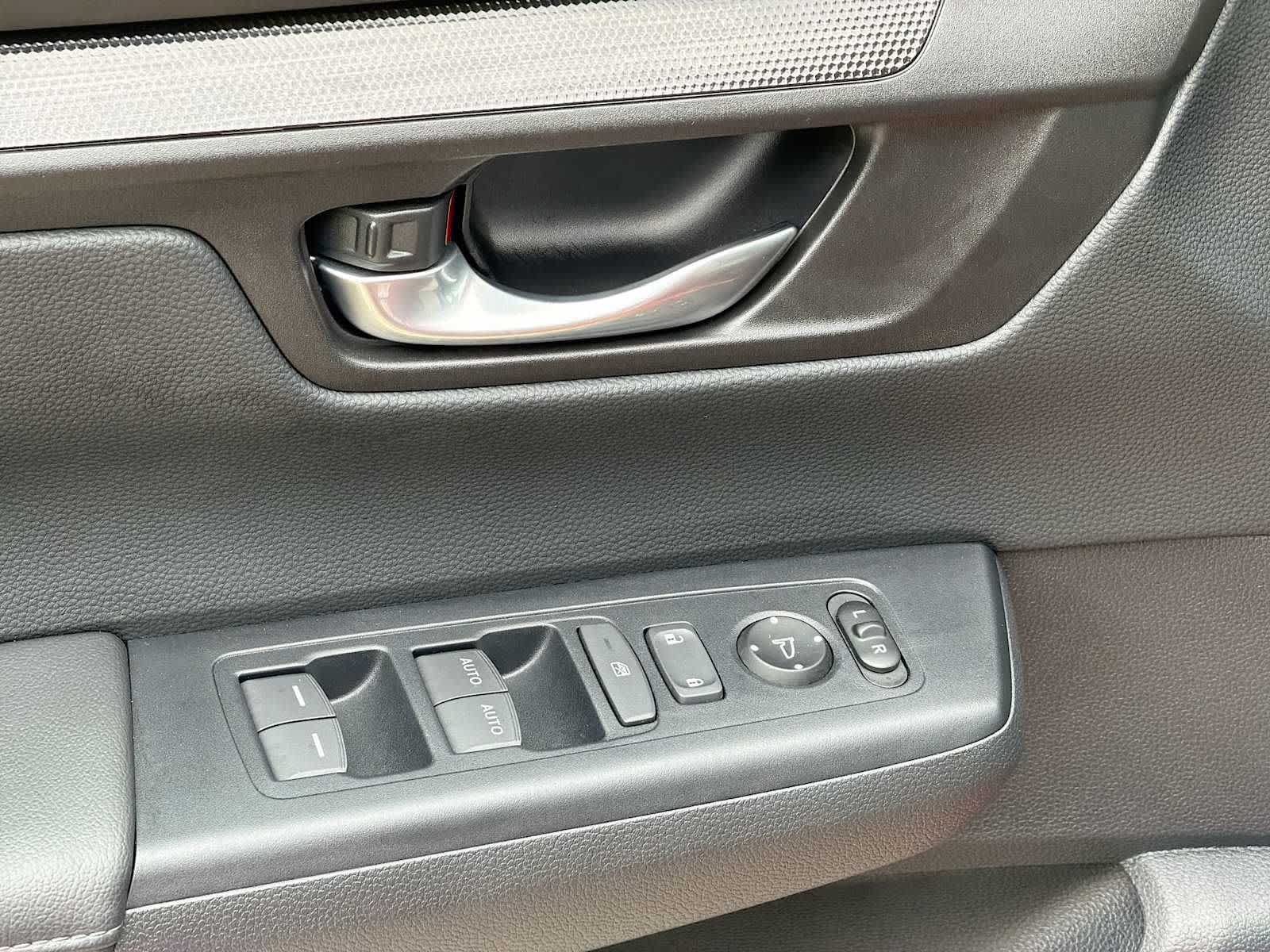 Used 2024 Honda CR-V EX image 14