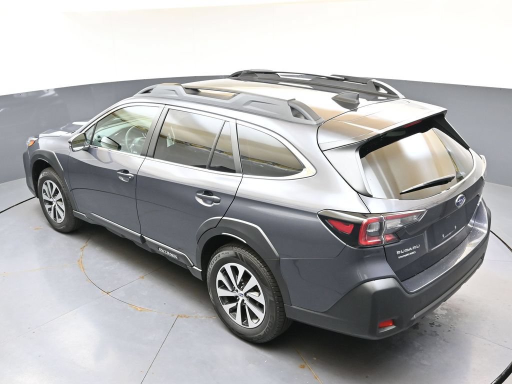 Certified 2024 Subaru Outback Premium AWD/4WD image 38