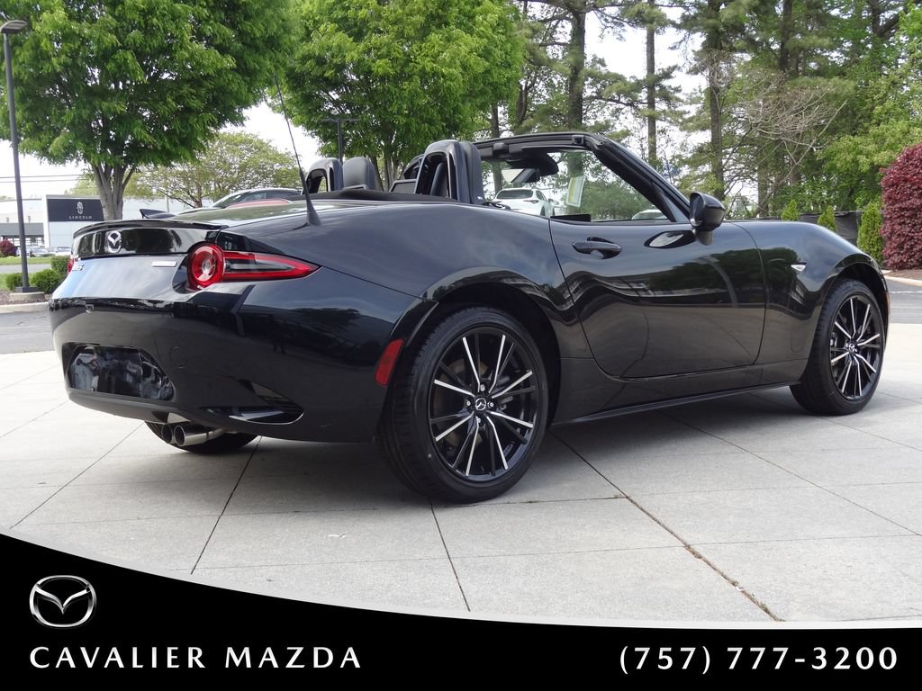 New 2026 MAZDA MX-5 Miata Grand Touring w/ Weather Package RWD image 4