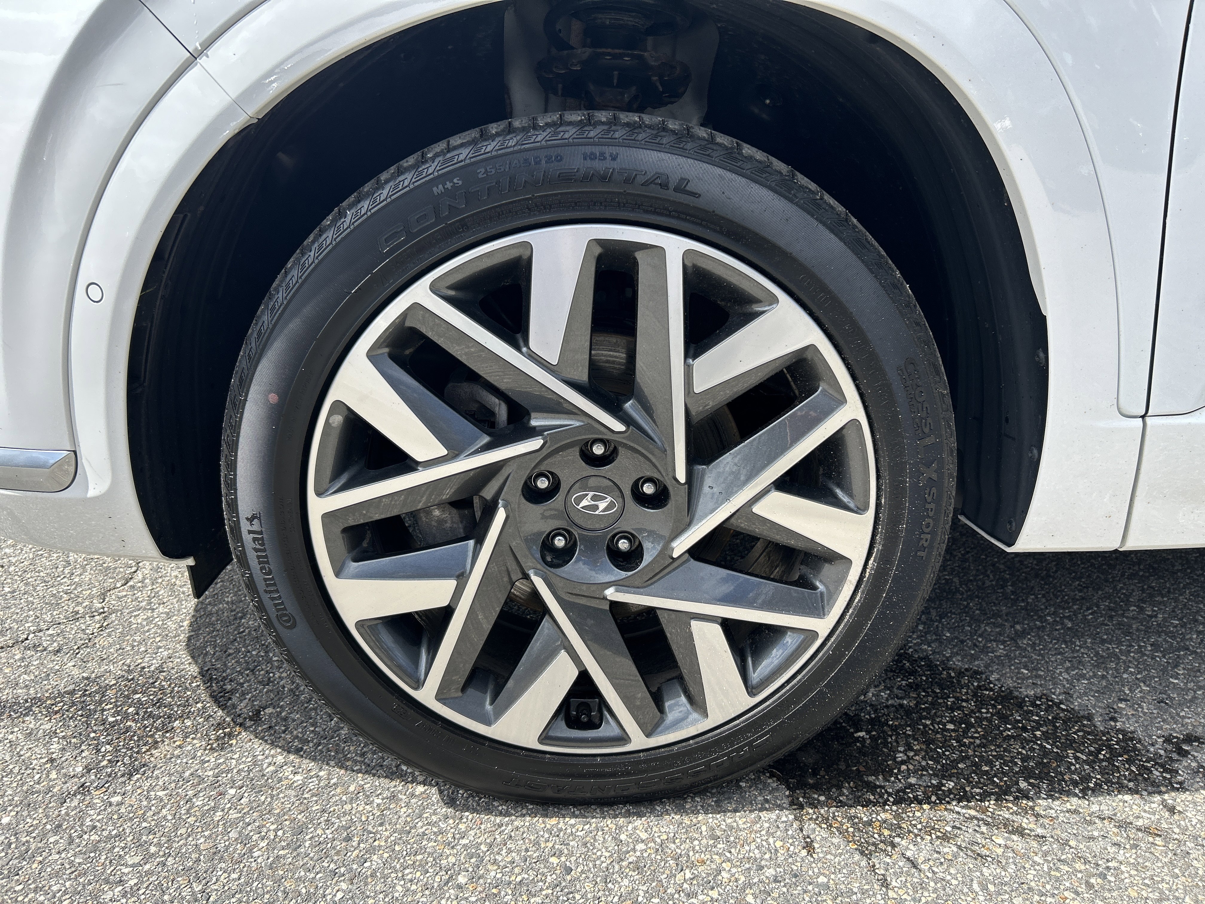 Used 2023 Hyundai Santa Fe Calligraphy w/ Cargo Package image 12