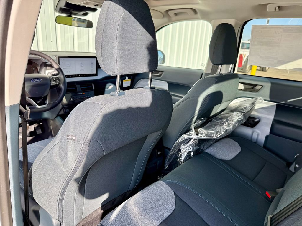 New 2025 Ford Maverick XLT w/ XLT Luxury Package image 12