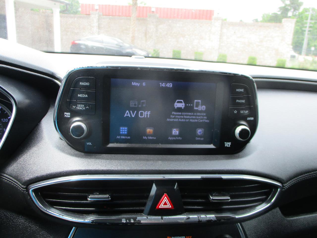 Used 2019 Hyundai Santa Fe SE FWD image 17