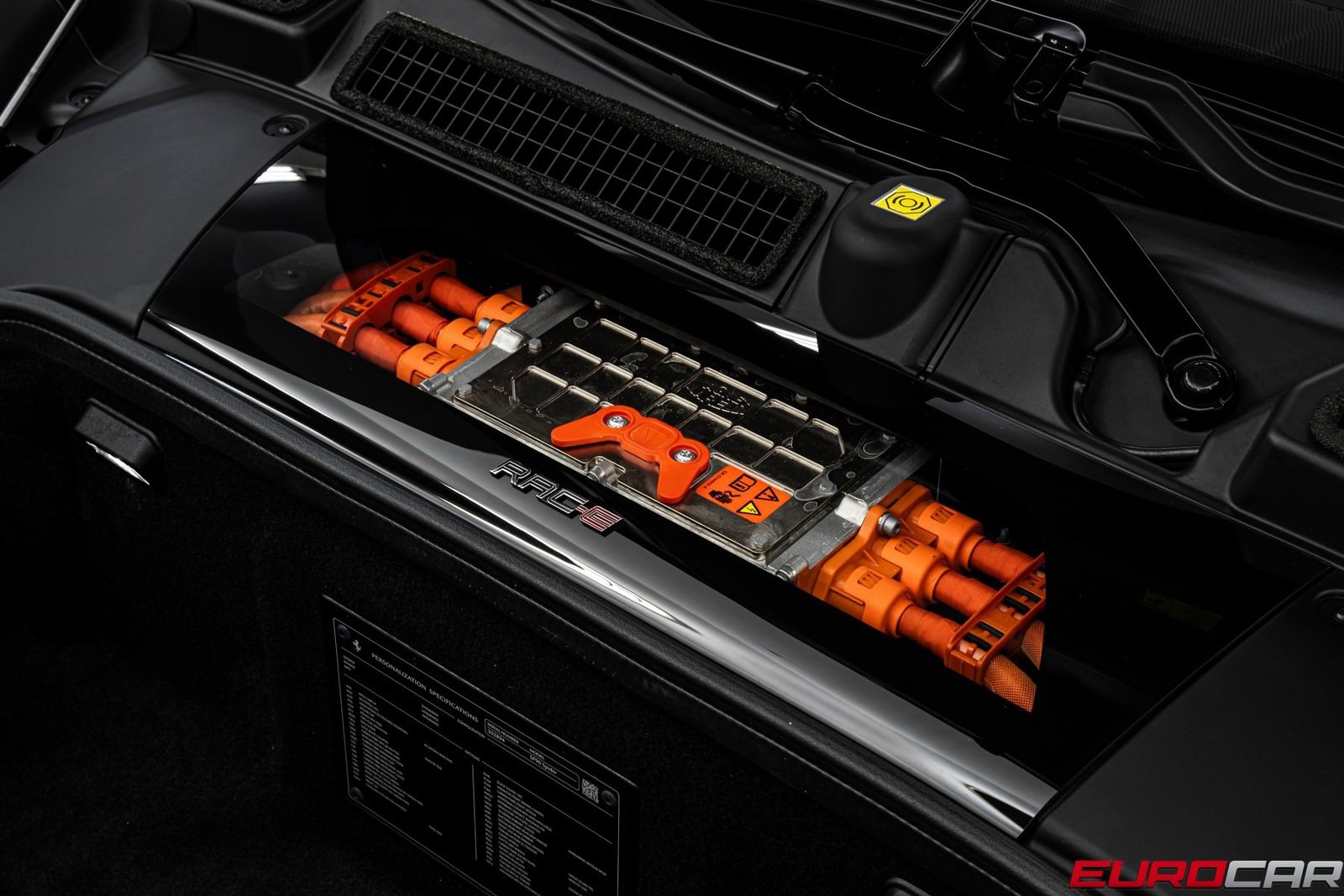 Used 2024 Ferrari SF90 Spider image 12