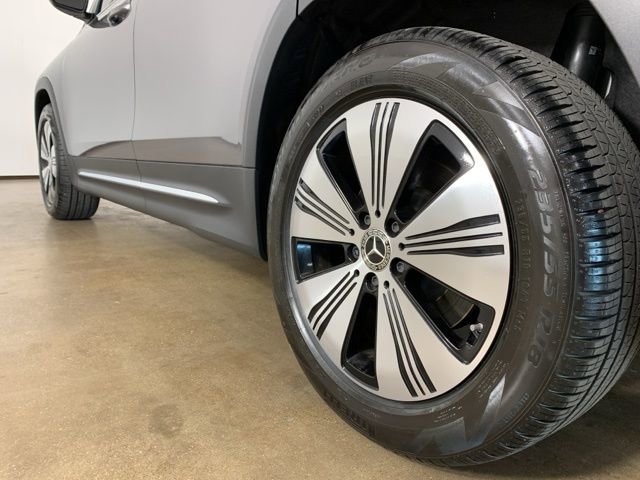 Used 2023 Mercedes-Benz EQB 300 4MATIC image 15