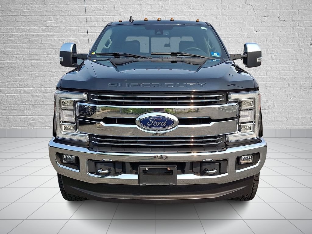 Used 2019 Ford F250 Lariat w/ Lariat Ultimate Package AWD/4WD image 3