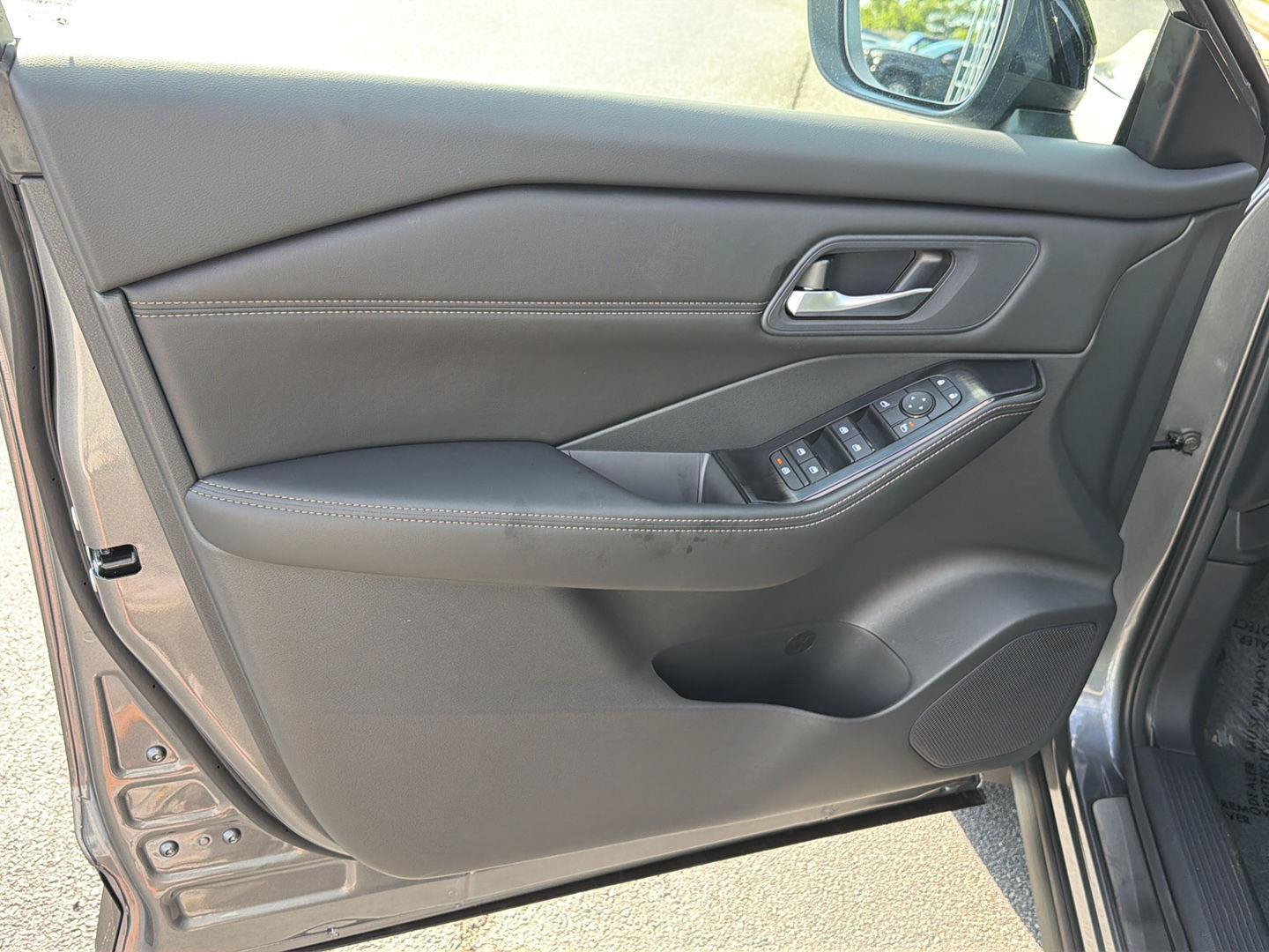 New 2026 Nissan Rogue Dark Armor FWD image 15