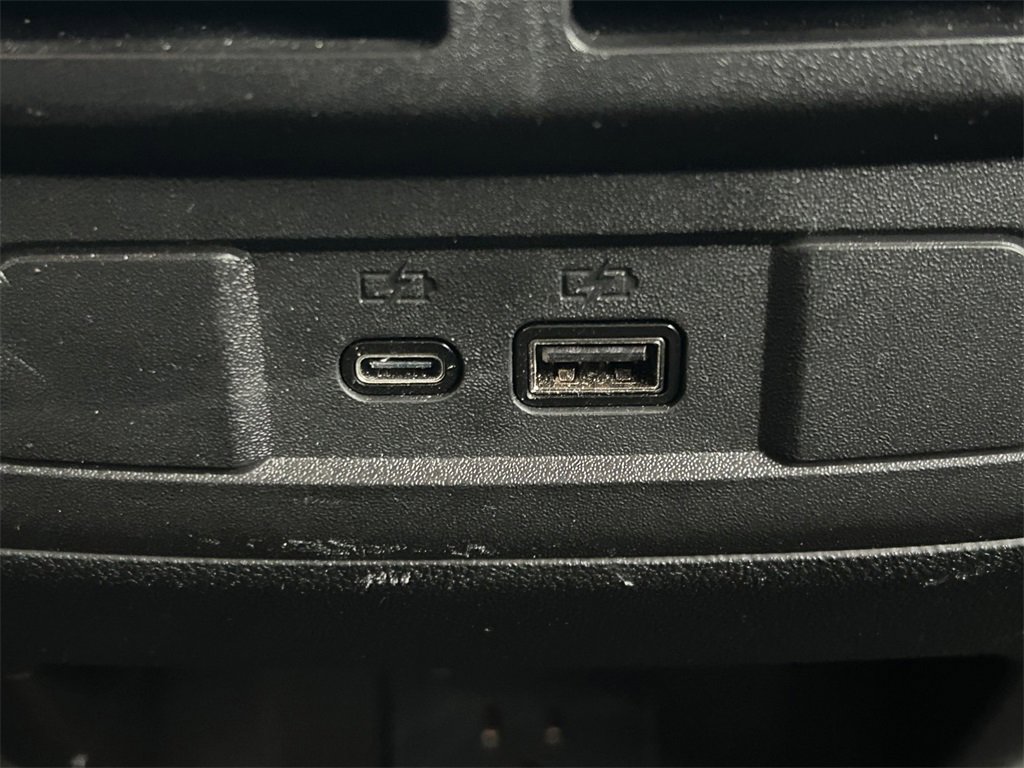 Used 2024 GMC Canyon Elevation w/ Convenience Package image 22