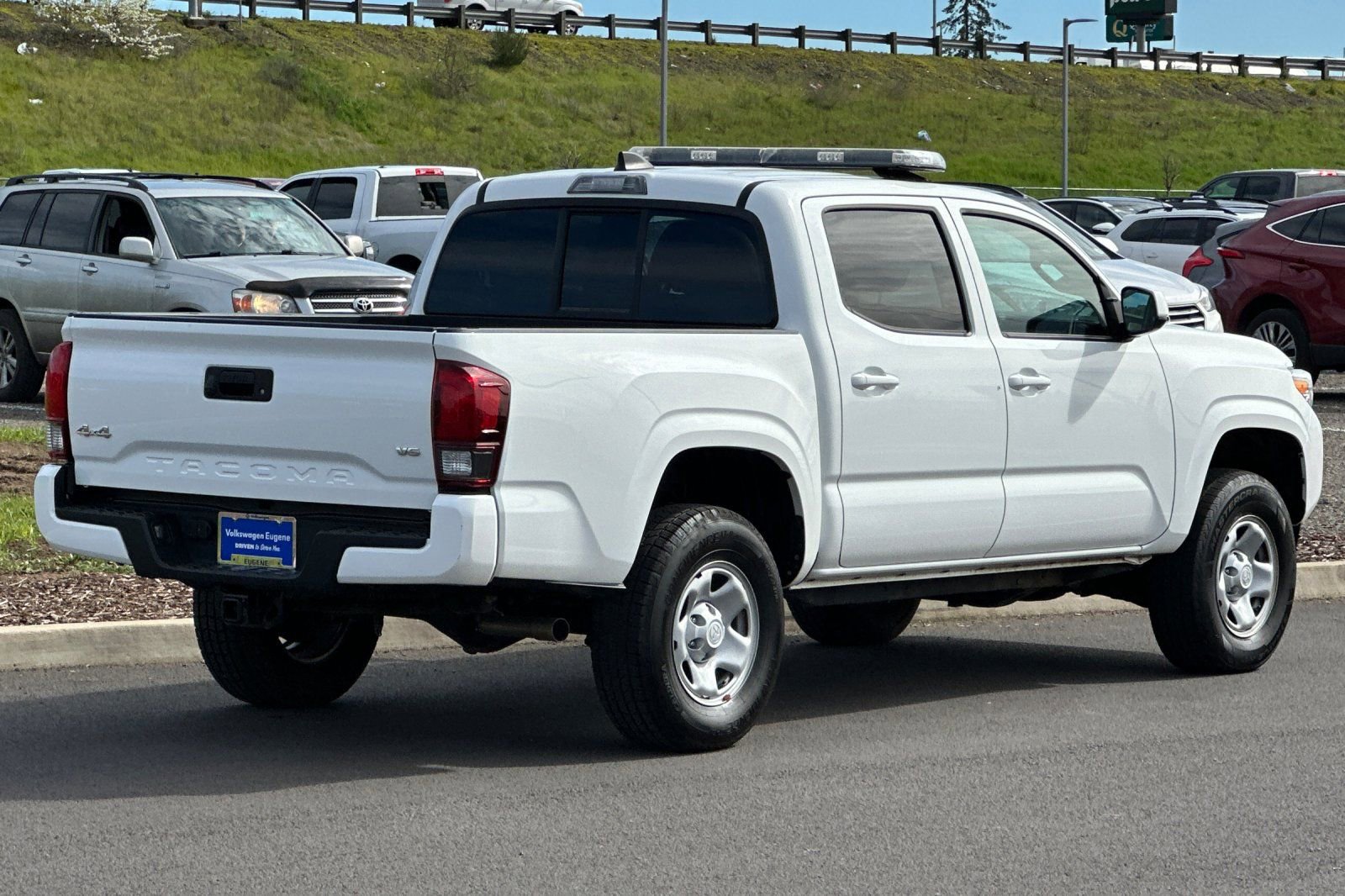 Used 2023 Toyota Tacoma SR AWD/4WD image 3