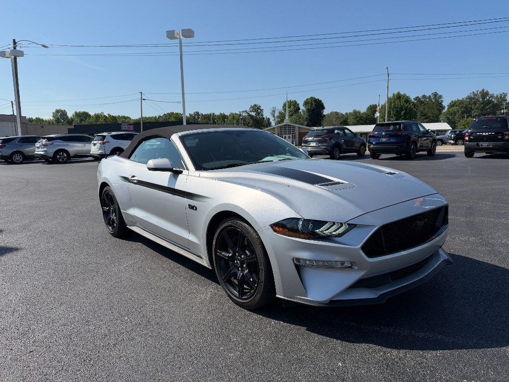 Used 2019 Ford Mustang GT Premium w/ Equipment Group 401A RWD image 9