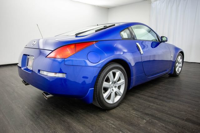 Used 2005 Nissan 350Z Coupe w/ (N93) Cargo Convenience Pkg RWD image 24