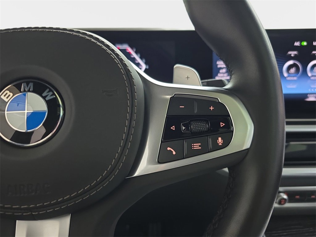 Used 2023 BMW X7 xDrive40i w/ M Sport Package image 22