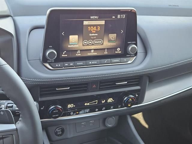 Used 2026 Nissan Rogue SV w/ SV Premium Package image 12