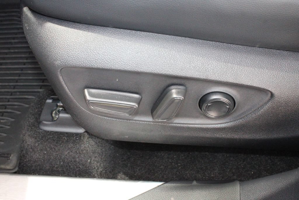 Certified 2026 Toyota Highlander Platinum AWD/4WD image 25