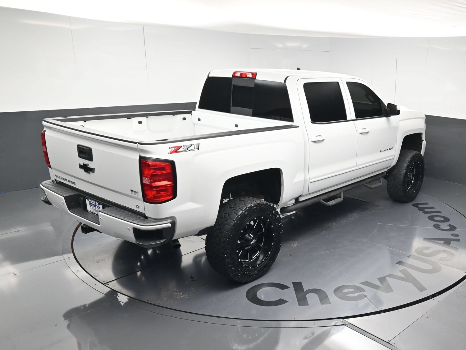 Used 2018 Chevrolet Silverado 1500 LT w/ All Star Edition AWD/4WD image 32