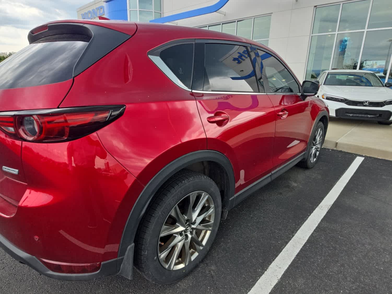 Used 2019 MAZDA CX-5 Signature AWD/4WD image 5