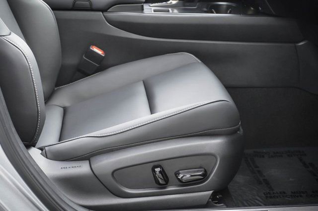 Certified 2025 Lexus UX 300h FWD w/ Accessory Package (Z2) image 25