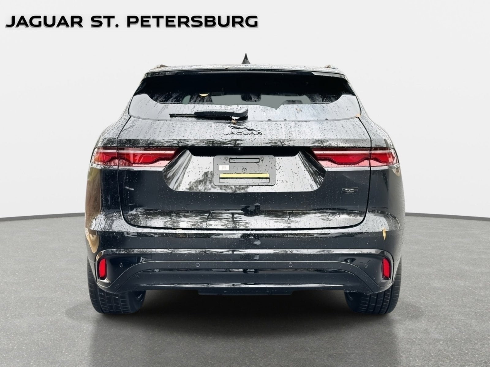 New 2026 Jaguar F-PACE R-Dynamic S AWD/4WD image 3