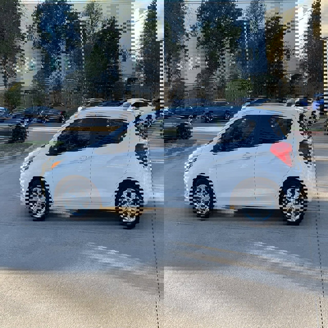 Used 2022 Chevrolet Spark LS image 3