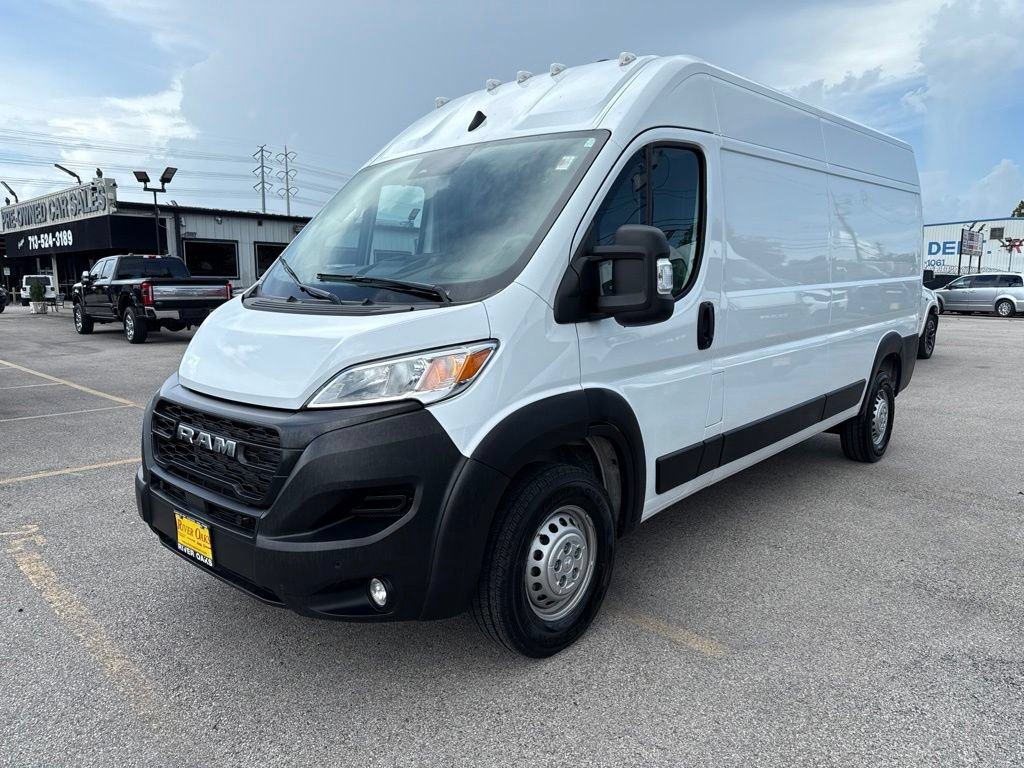 Used 2026 RAM ProMaster 2500 w/ Safety Group FWD image 3