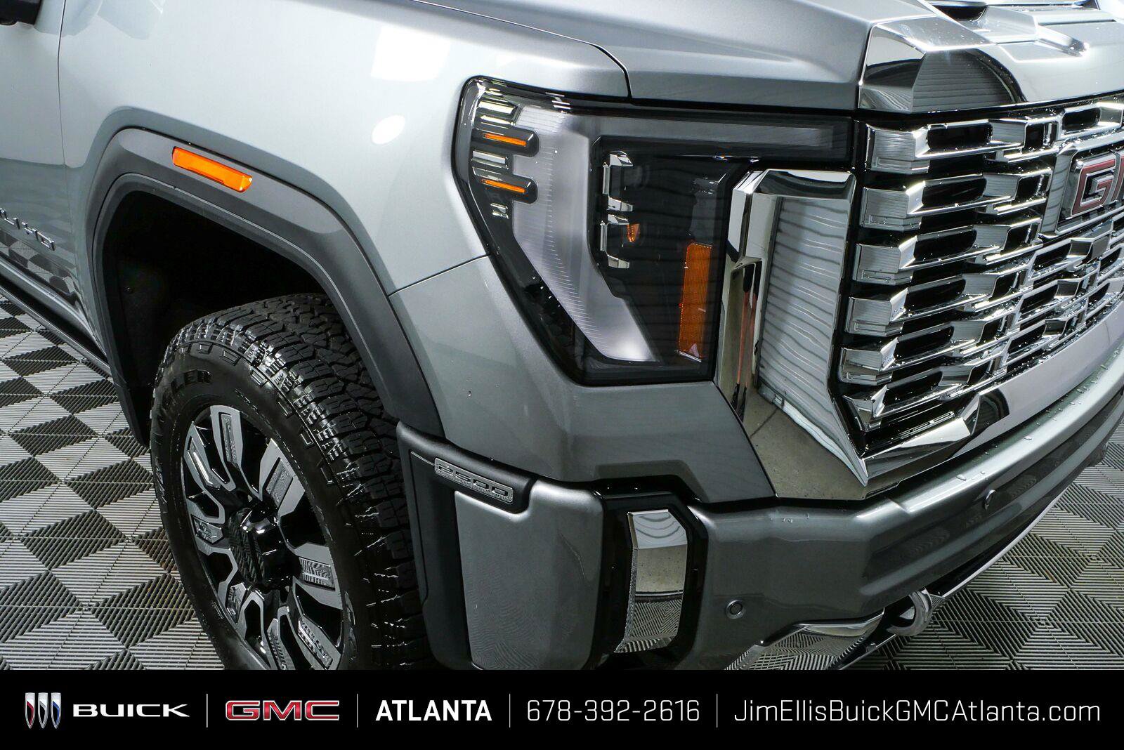 New 2026 GMC Sierra 2500 Denali w/ Denali Reserve Package AWD/4WD image 36