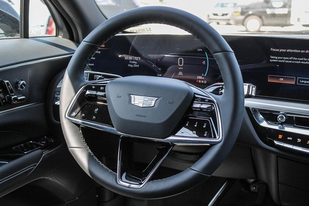 New 2025 Cadillac Lyriq Sport image 15