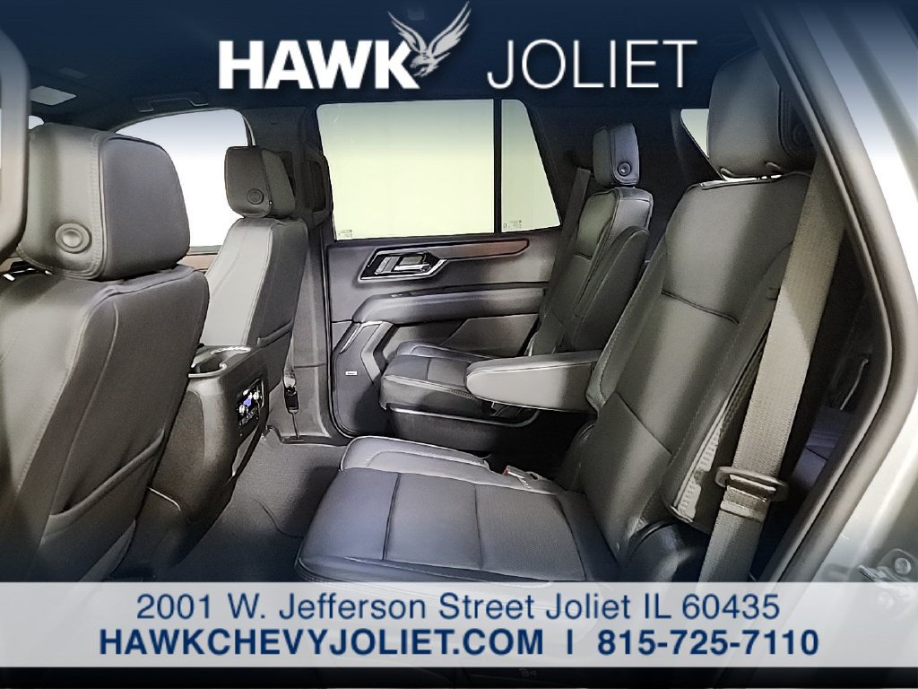 Used 2025 GMC Yukon Denali RWD image 12
