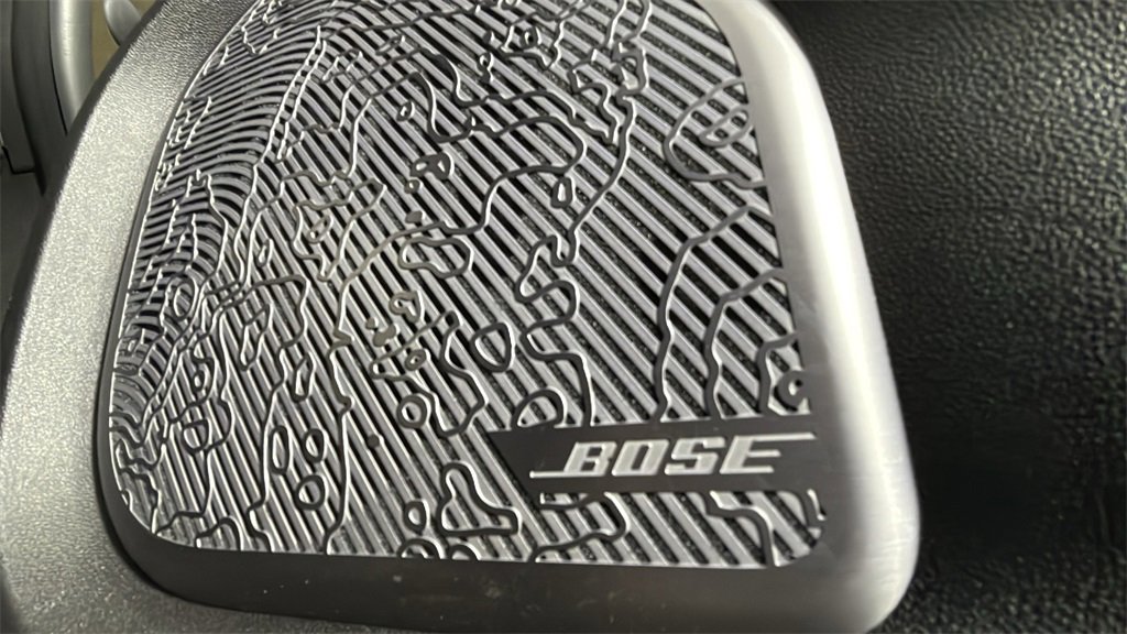 Certified 2025 GMC Hummer EV 2X w/ LPO, Cargo Utility Package image 38