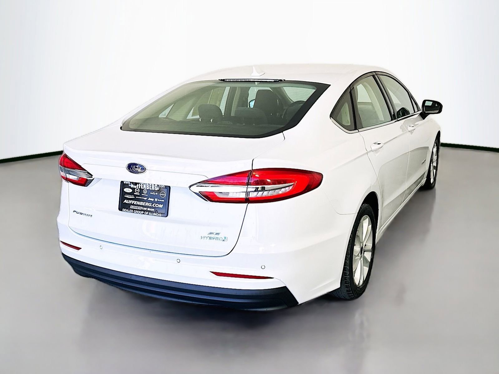Used 2019 Ford Fusion SE FWD image 7