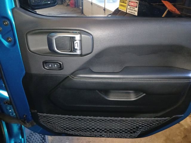 Used 2020 Jeep Wrangler Unlimited Sahara image 58