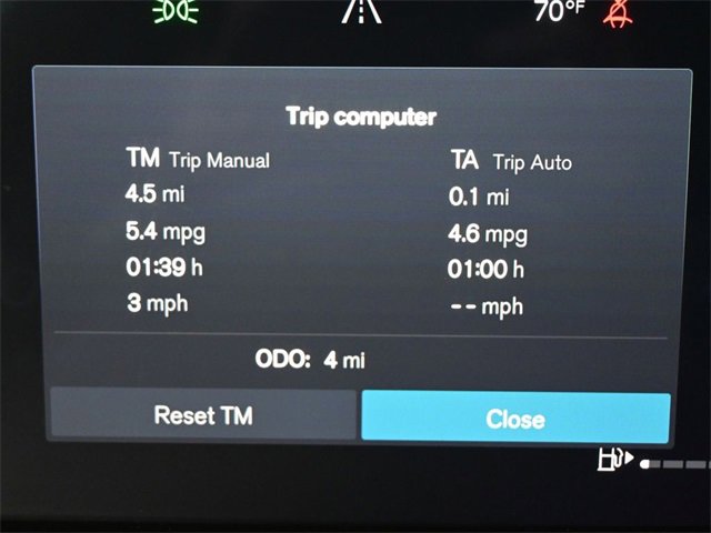 New 2026 Volvo XC60 B5 Core w/ Climate Package image 27