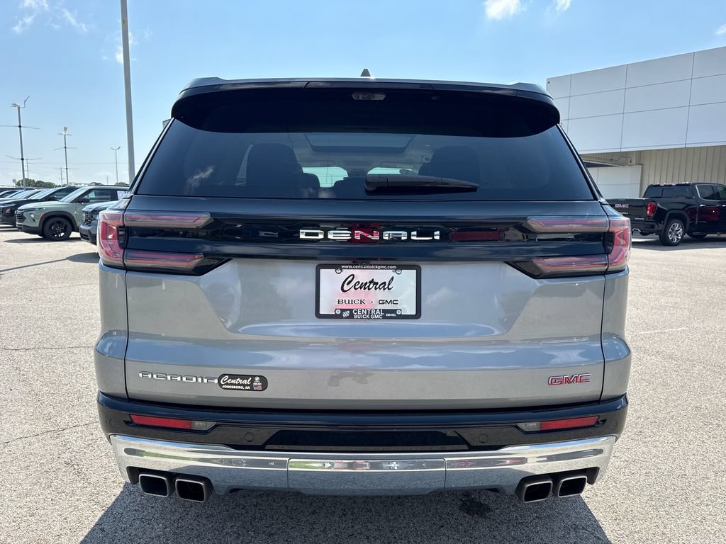 Used 2024 GMC Acadia Denali w/ Super Cruise Package FWD image 5