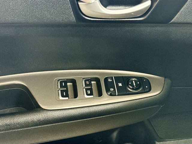 Used 2020 Kia Optima SE FWD image 18