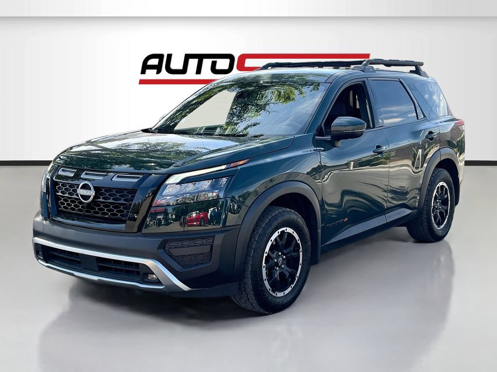 Used 2025 Nissan Pathfinder Rock Creek AWD/4WD image 3